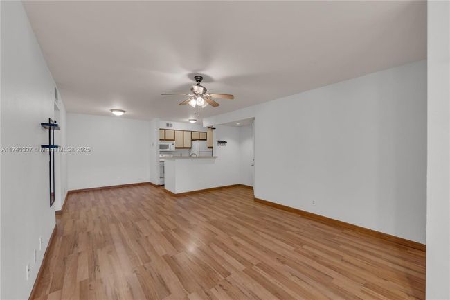 APT-1103 - 2736 University Dr, Condo with 1 bedrooms, 1 bathrooms and null parking in Davie FL | Image 17
