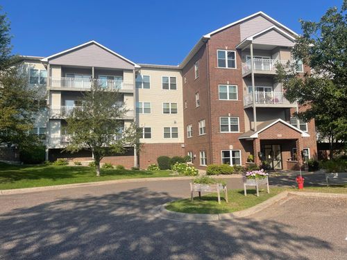 305-2231 Penn Pl, North Saint Paul, MN, 55109-2953 | Card Image