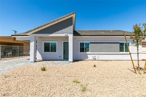 1912 Carver Ave, North Las Vegas, NV, 89032-3504 | Card Image