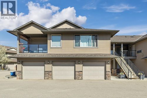 401-3350 Woodsdale Rd, Lake Country, BC, V4V2R7 | Card Image
