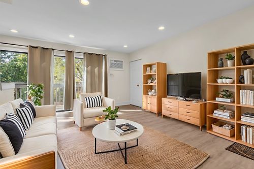 apt-3b-229 W Court Of Shorewood, Vernon Hills, IL, 60061-2525 | Card Image