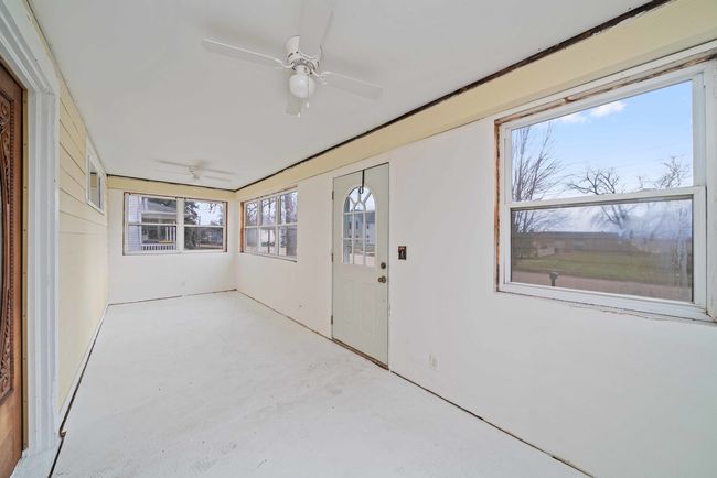241 W Hardanger Gate, Home with 3 bedrooms, 2 bathrooms and 4 parking in LEE IL | Image 17