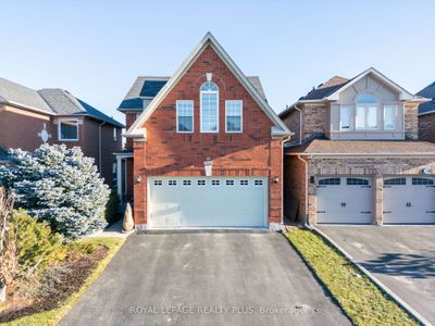 7424 Terragar Blvd, House other with 3 bedrooms, 3 bathrooms and 4 parking in Mississauga ON | Image 1