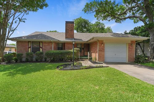 849 Berkinshire Drive, Dallas, TX, 75218 | Card Image