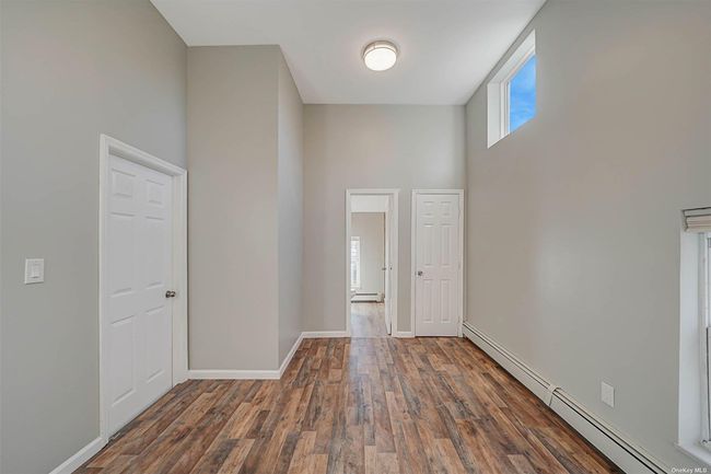 2 - 158 Oldfield Ave, Condo with 3 bedrooms, 2 bathrooms and null parking in Amityville NY | Image 17