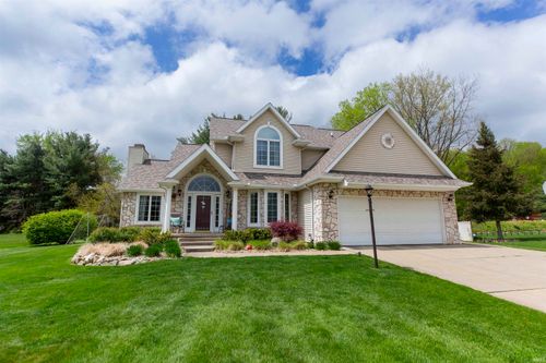 68095 Telegraph Ct, Lakeville, IN, 46536-9777 | Card Image