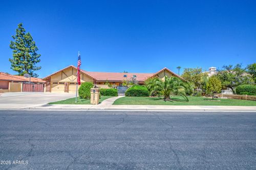 3232 E Ellis St, Mesa, AZ, 85213-6243 | Card Image