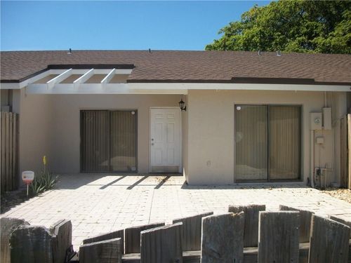 4953 E Lakes Dr, Deerfield Beach, FL, 33064-8602 | Card Image