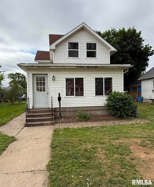 237 1st Ave, Clinton, IA, 52732-4125 | Card Image