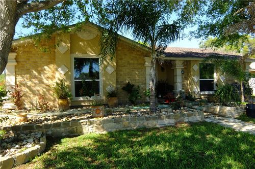 10526 Sundown Dr, Corpus Christi, TX, 78410-2112 | Card Image