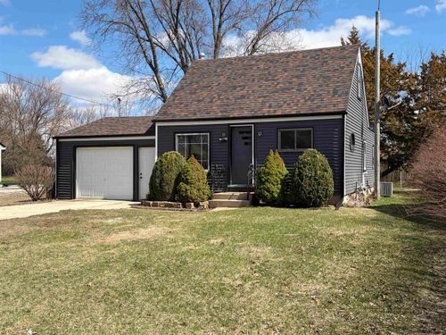 8415 Ravere St, Machesney Park, IL, 61115-2573 | Card Image