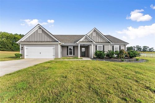 135 Adams Duncan Rd, hull, GA, 30646-2735 | Card Image