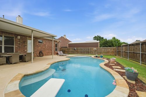603 Cedar Dr, Pilot Point, TX, 76258-2739 | Card Image
