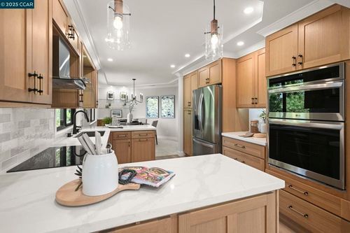 apt-7-600 Terra California Dr, Walnut Creek, CA, 94595-3305 | Card Image