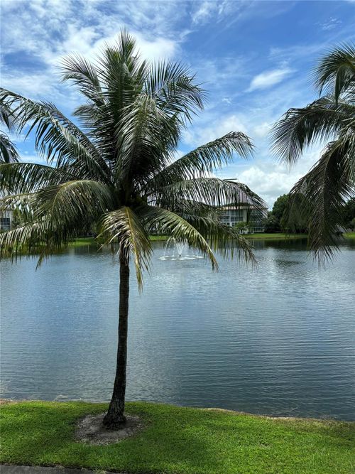 apt-j2-1905 Bermuda Cir, Coconut Creek, FL, 33066-2816 | Card Image