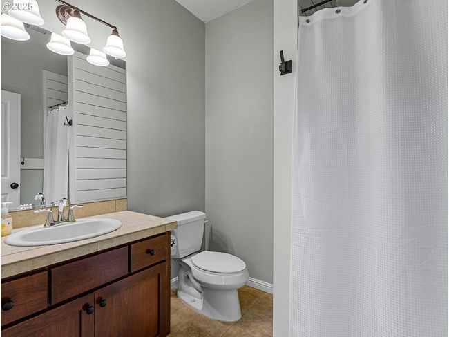 179 Se 46 Th Dr, House other with 4 bedrooms, 4 bathrooms and 2 parking in Gresham OR | Image 34