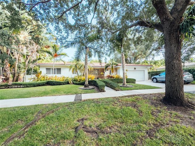 1020 Placetas Ave, House other with 3 bedrooms, 3 bathrooms and null parking in Coral Gables FL | Image 3