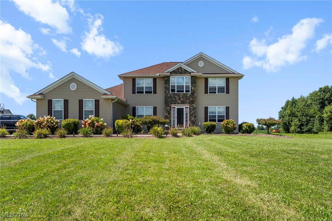 Alexis Dr, Grafton, OH 44044