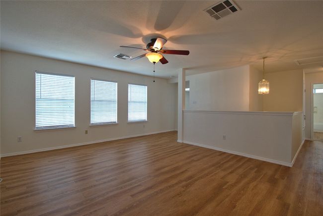 115 Remington Dr, House other with 4 bedrooms, 3 bathrooms and 4 parking in Kyle TX | Image 14