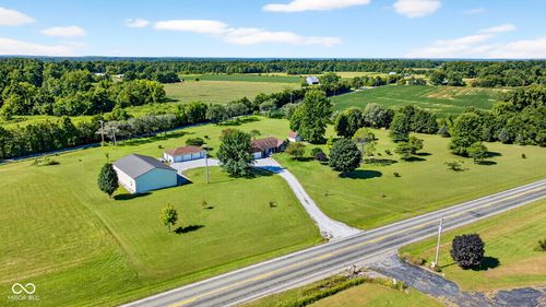 6888 E State Road 46, Bowling Green, IN, 47833-8039 | Card Image