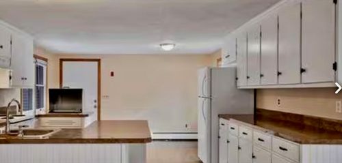 31 Burley St, Wenham, MA, 01984 | Card Image