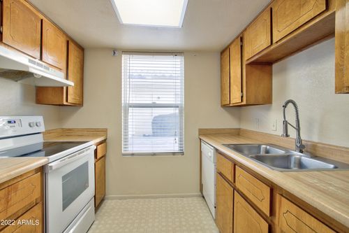 101-2933 E Cicero St, Mesa, AZ, 85213-7880 | Card Image