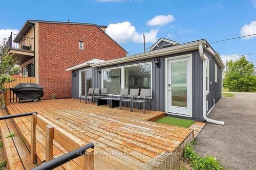 24 Trillium Ave, Stoney Creek, ON, L8E5E1 | Card Image