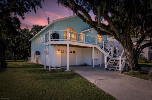 5148 Bay Blvd, PORT RICHEY, FL, 34668-6203 | Card Image