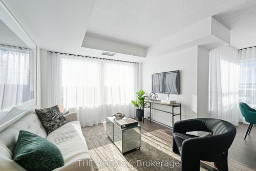 2104-10 Eva Rd, Etobicoke, ON, M9C0B3 | Card Image