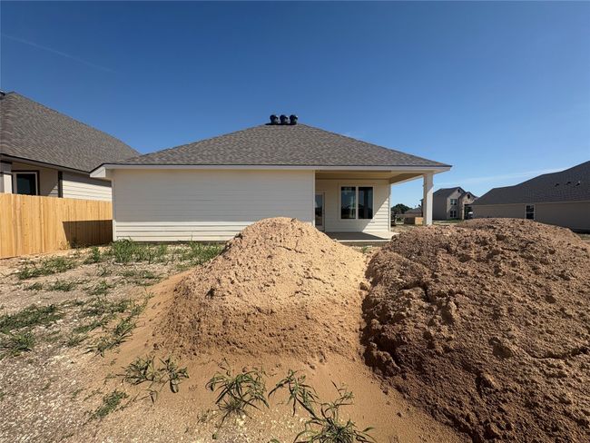 11413 Celestial Ct, House other with 3 bedrooms, 2 bathrooms and null parking in Lorena TX | Image 6