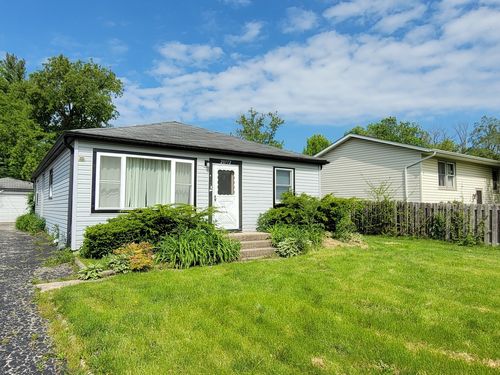 20772 N Elizabeth Ave, Prairie View, IL, 60069-9631 | Card Image