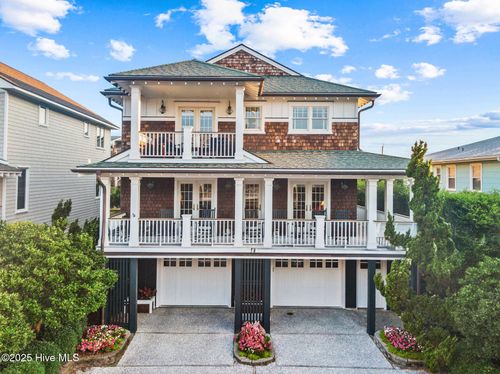 14 Asheville St E, Wrightsville Beach, NC, 28480-1835 | Card Image