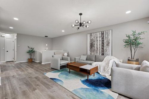 10307 Englewood Dr, Eden Prairie, MN, 55347-4627 | Card Image