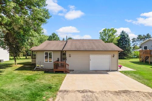 1365 2nd Ave Se, Cambridge, MN, 55008-2202 | Card Image