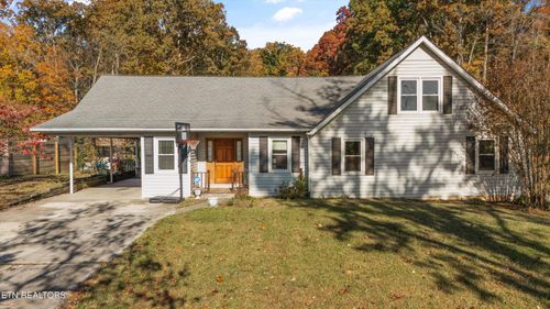 3805 Valley View Dr, Knoxville, TN, 37917-1106 | Card Image