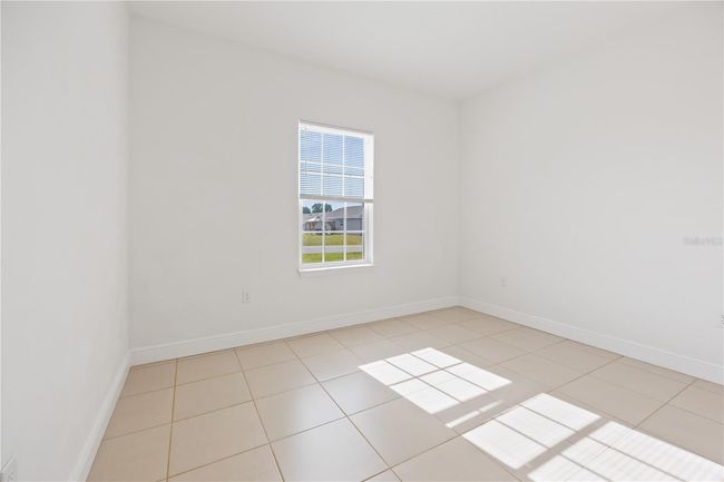 15212 Sw 27 Th Ct, House other with 4 bedrooms, 2 bathrooms and null parking in Ocala FL | Image 9