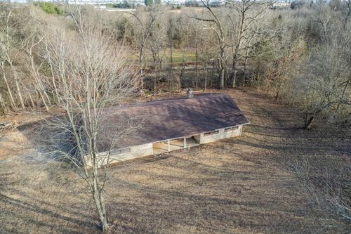 301 Sanford Ln, Lawrenceburg, TN, 38464-6164 | Card Image