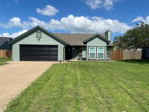 331 Egret Cir, East Tawakoni, TX, 75472-8005 | Card Image