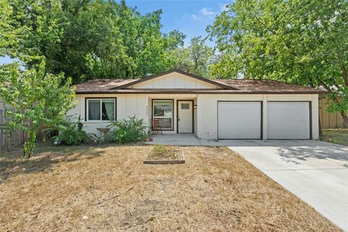 4407 Dovewood Dr, Austin, TX, 78744-4347 | Card Image