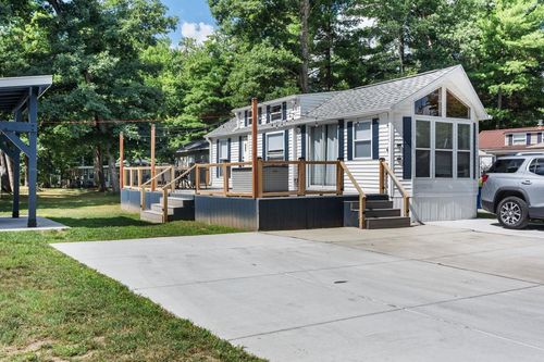30-112 Wood Haven Dr, Wisconsin Dells, WI, 53965-8390 | Card Image