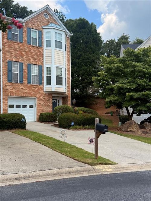 2031 Pinnacle Pointe Dr, Norcross, GA, 30071-4917 | Card Image