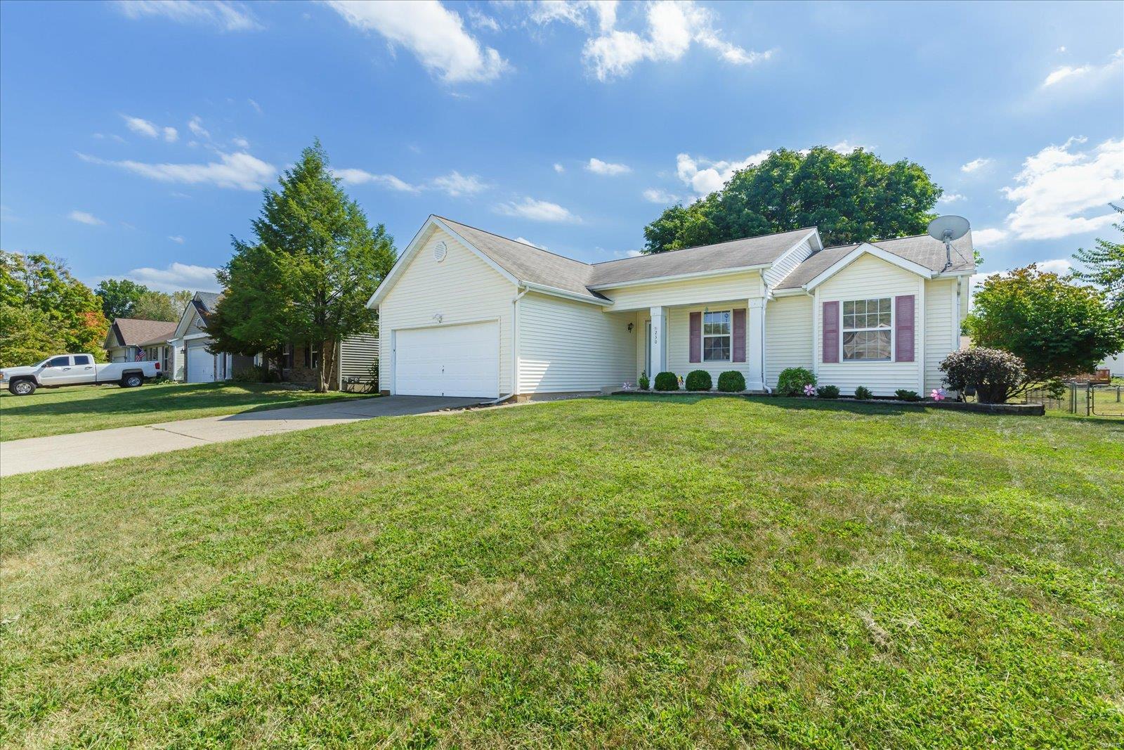 Brower Ln, Florissant, MO 63031
