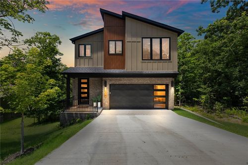 30 Cromer Dr, Bella Vista, AR, 72715-5318 | Card Image