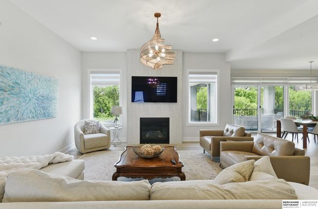 21209 B St, House other with 6 bedrooms, 5 bathrooms and 3 parking in Elkhorn NE | Image 7