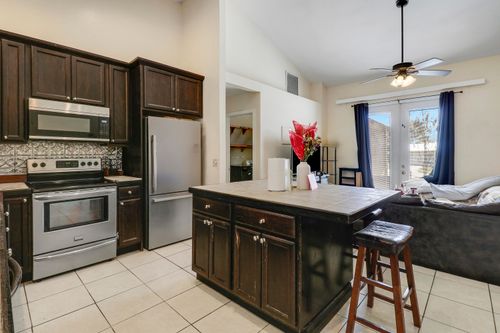 533 Nw Avon Avenue, Port St Lucie, FL, 34983 | Card Image