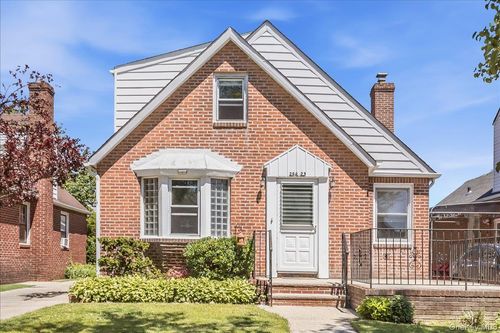 254-23 83rd Avenue, New York, NY, 11004 | Card Image