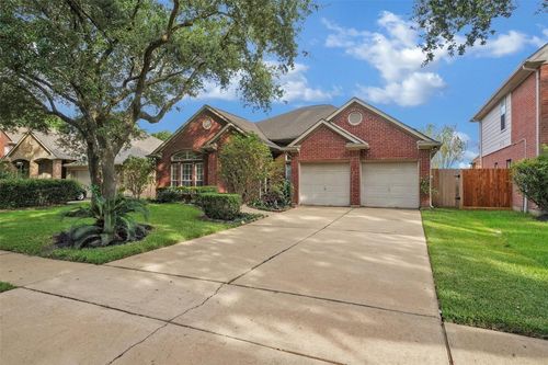 3133 Moonlit Lake Cir, League City, TX, 77573-5972 | Card Image