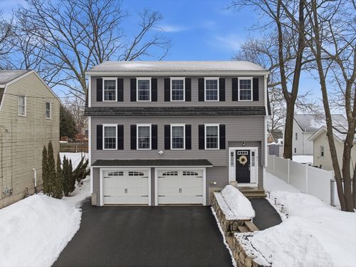 41 Glenvale Ave, Billerica, MA, 01821-6220 | Card Image