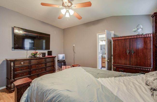 Primary Bedroom | Image 24