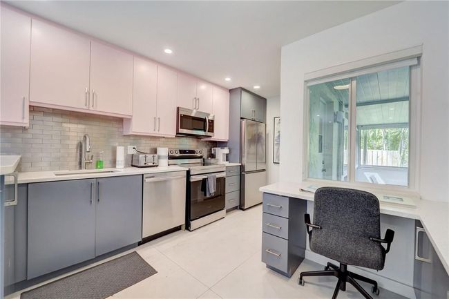 50 Ne 30th Ct, Home with 0 bedrooms, 0 bathrooms and 8 parking in Wilton Manors FL | Image 36